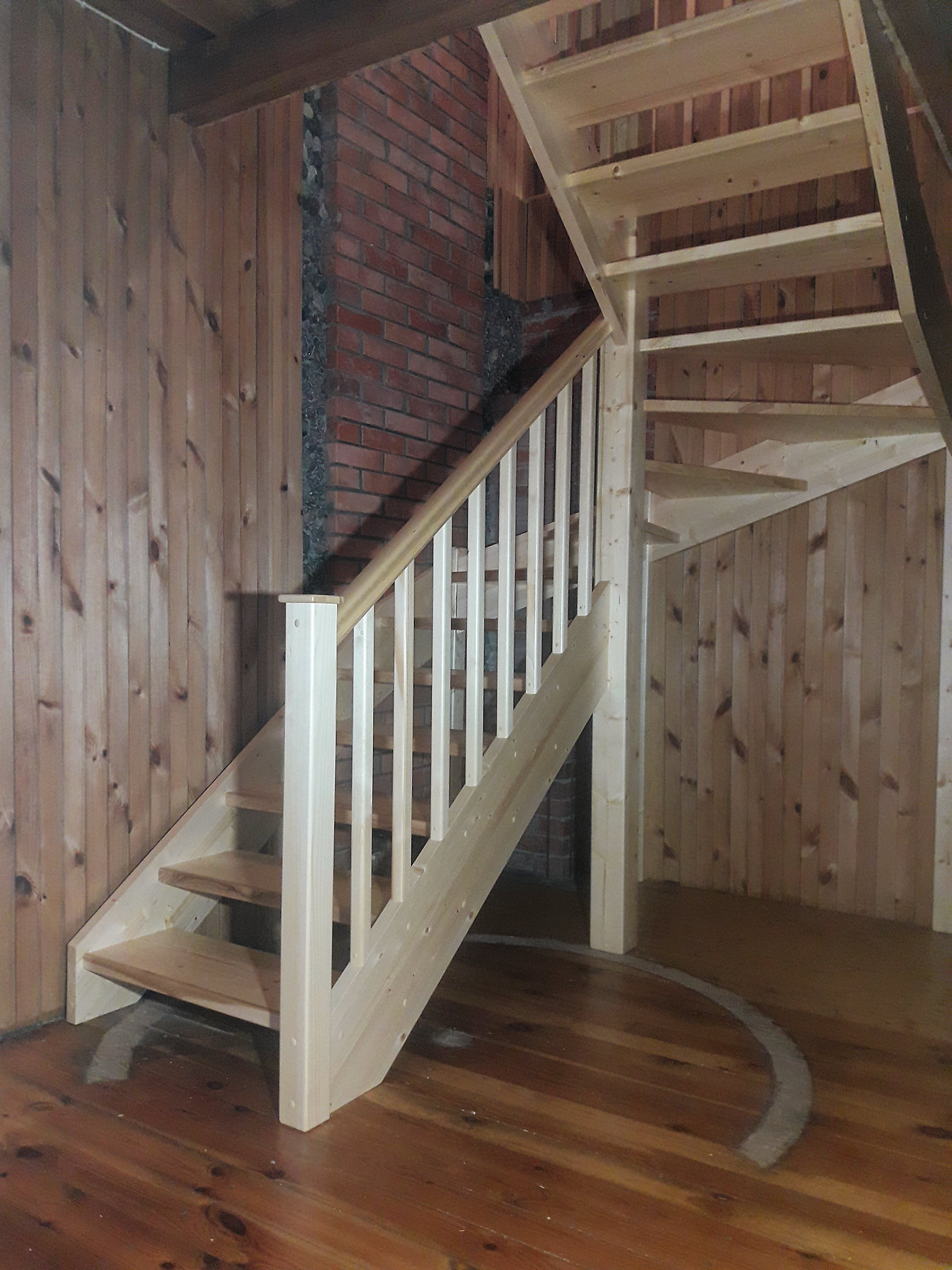 Keerdtrepi kandiline ja mugavam variant